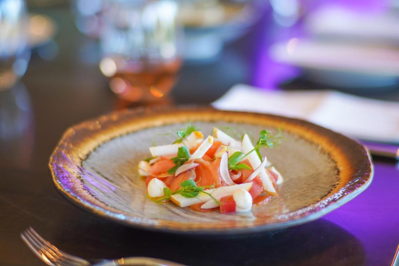 Parehua Resort Мартинборо Экстерьер фото Ceviche