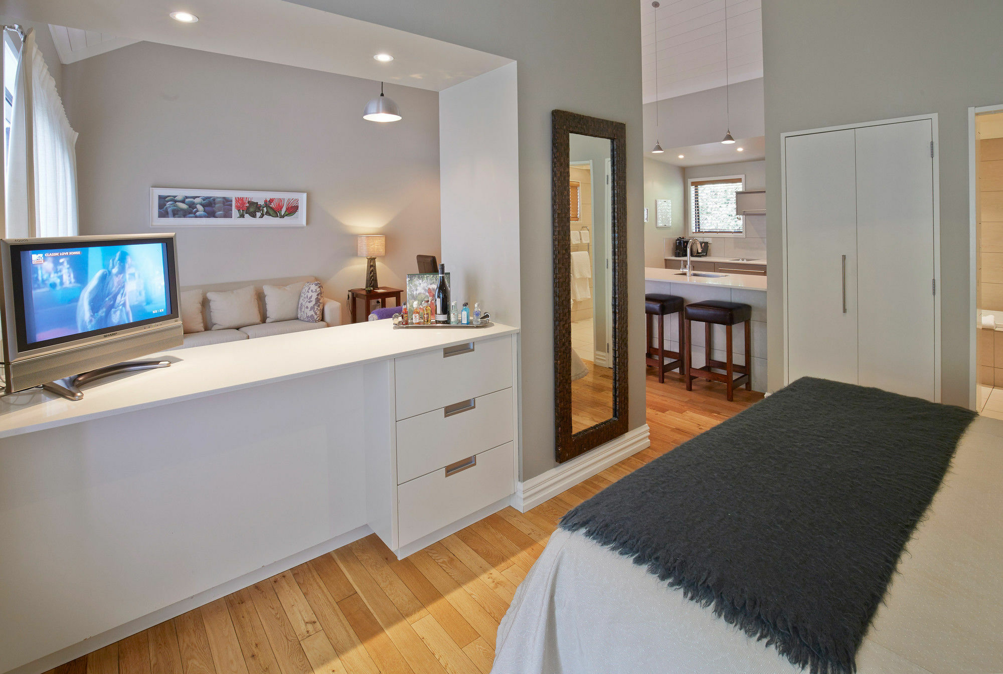 Parehua Resort Мартинборо Экстерьер фото A studio apartment in New Zealand